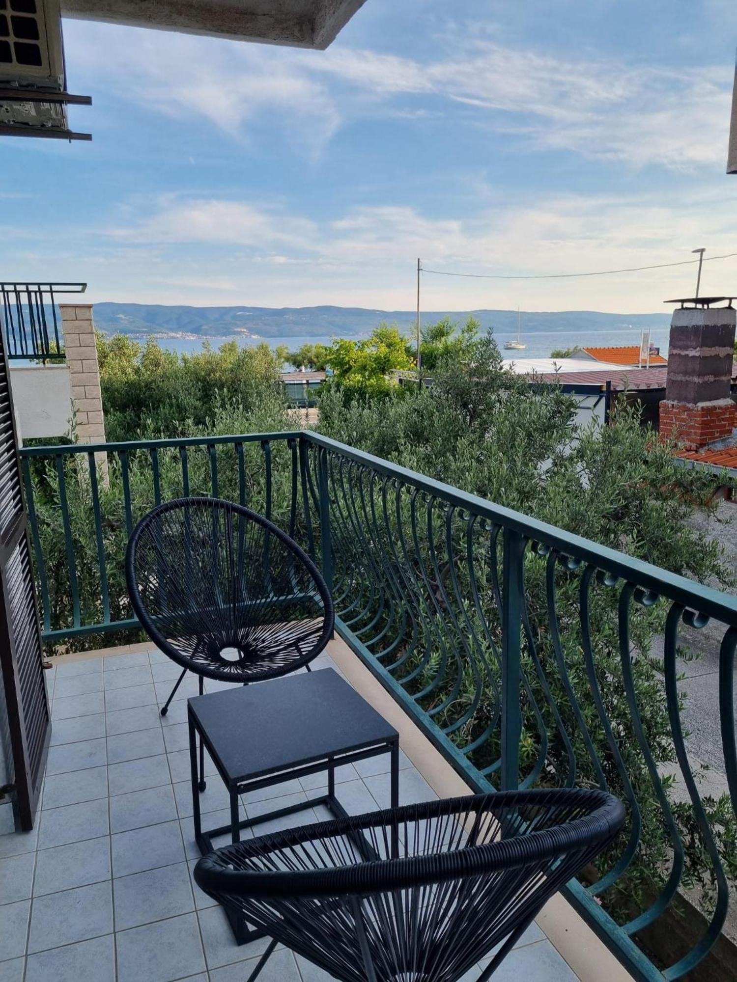 Ante Apartments Duće الغرفة الصورة